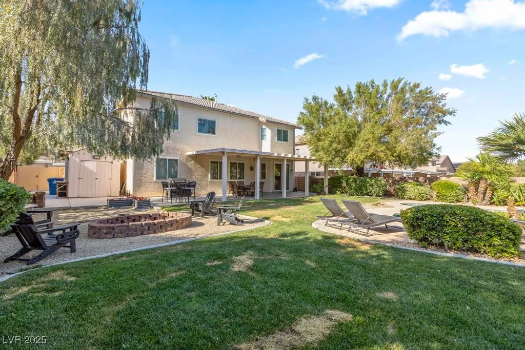 8121 Eagle Clan, Las Vegas, NV 89131