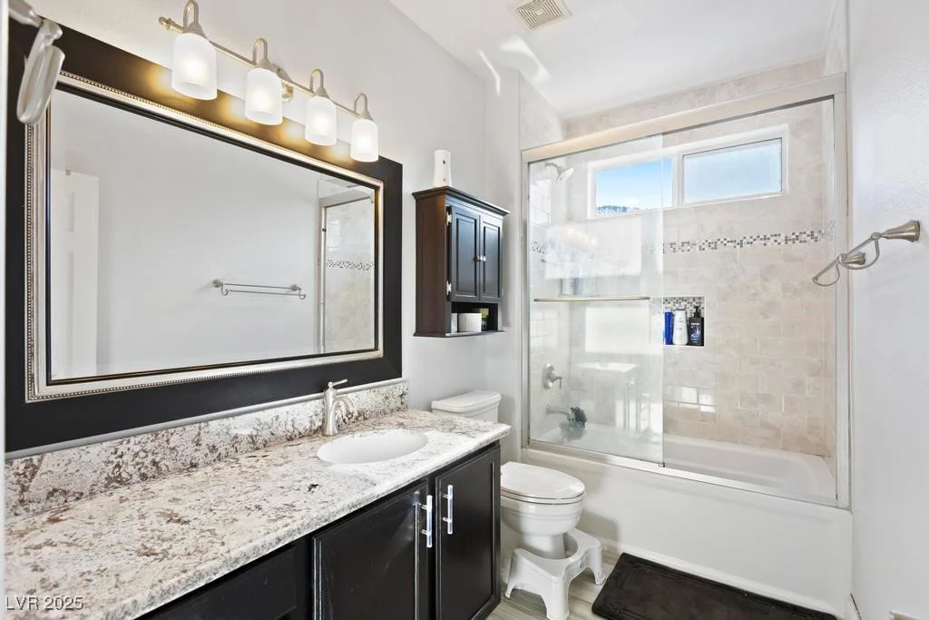 8121 Eagle Clan, Las Vegas, NV 89131