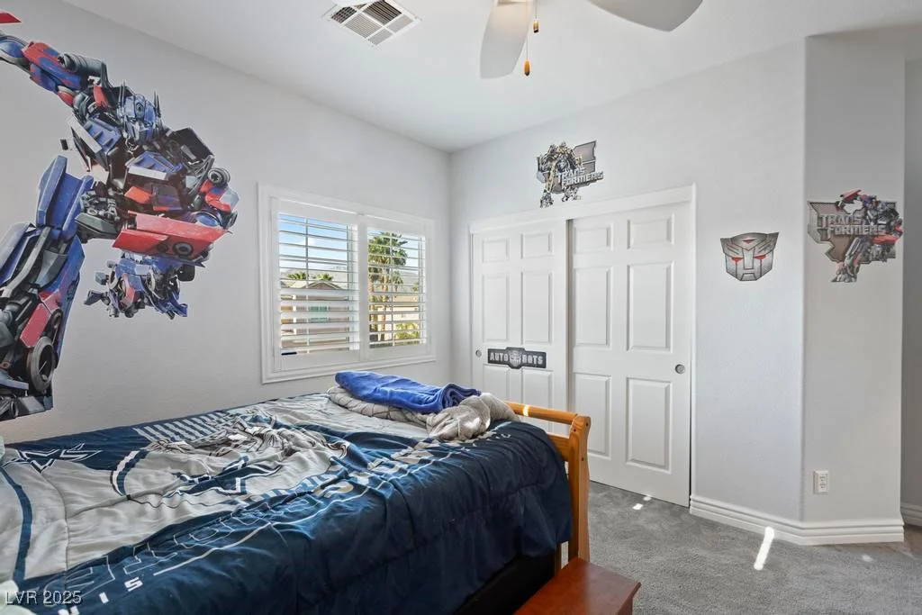 8121 Eagle Clan, Las Vegas, NV 89131