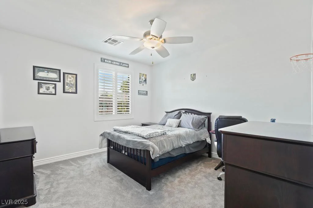 8121 Eagle Clan, Las Vegas, NV 89131