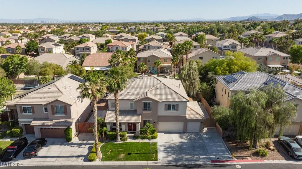 8121 Eagle Clan, Las Vegas, NV 89131