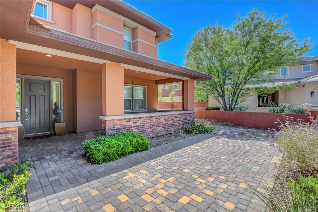 10433 Ember Rose, Las Vegas, NV 89135