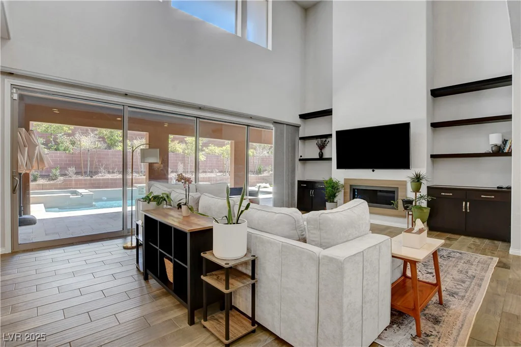 10433 Ember Rose, Las Vegas, NV 89135