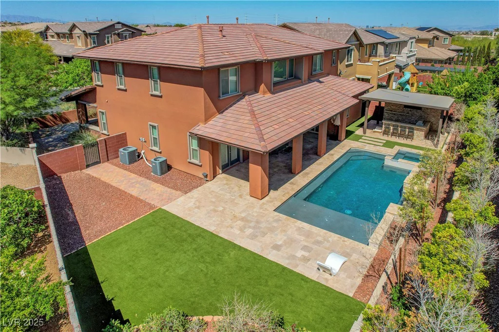 10433 Ember Rose, Las Vegas, NV 89135
