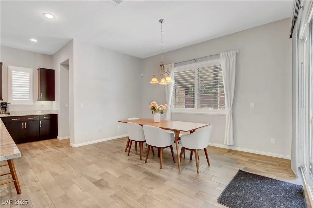 10433 Ember Rose, Las Vegas, NV 89135