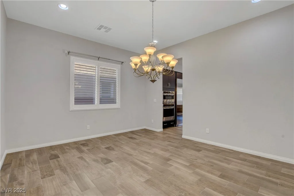10433 Ember Rose, Las Vegas, NV 89135