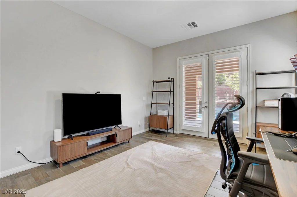 10433 Ember Rose, Las Vegas, NV 89135