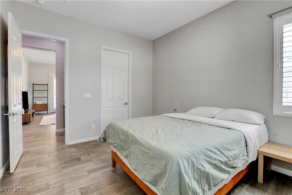 10433 Ember Rose, Las Vegas, NV 89135