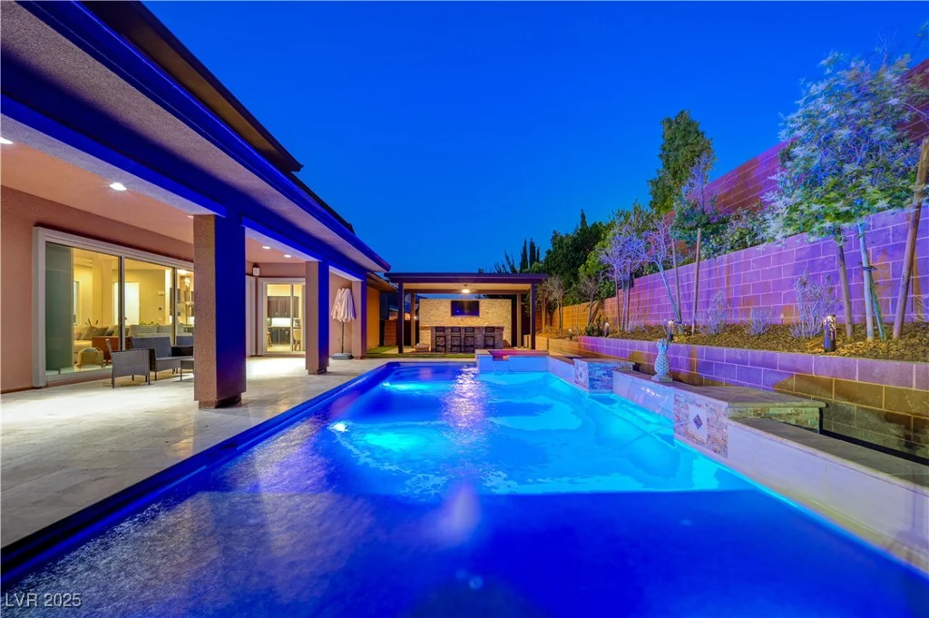 10433 Ember Rose, Las Vegas, NV 89135