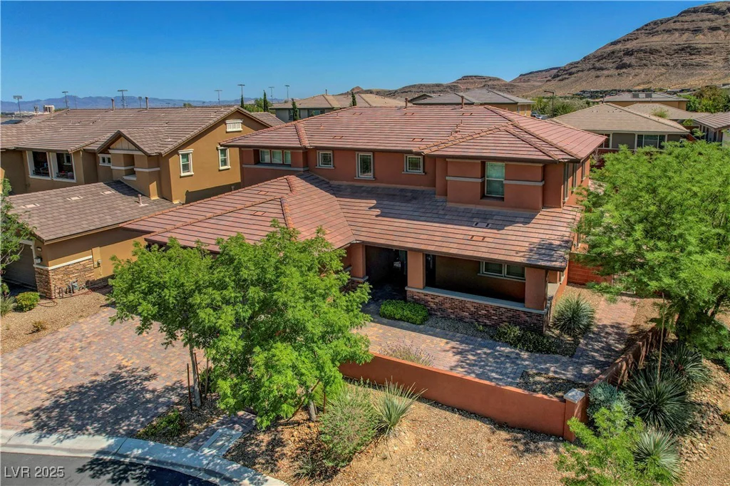 10433 Ember Rose, Las Vegas, NV 89135