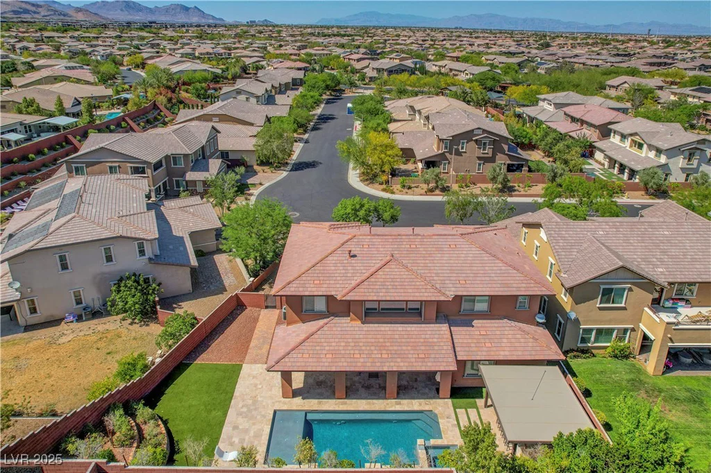 10433 Ember Rose, Las Vegas, NV 89135