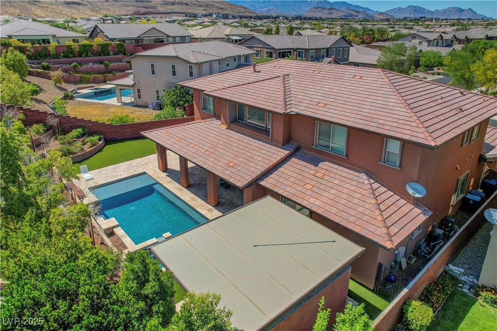 10433 Ember Rose, Las Vegas, NV 89135