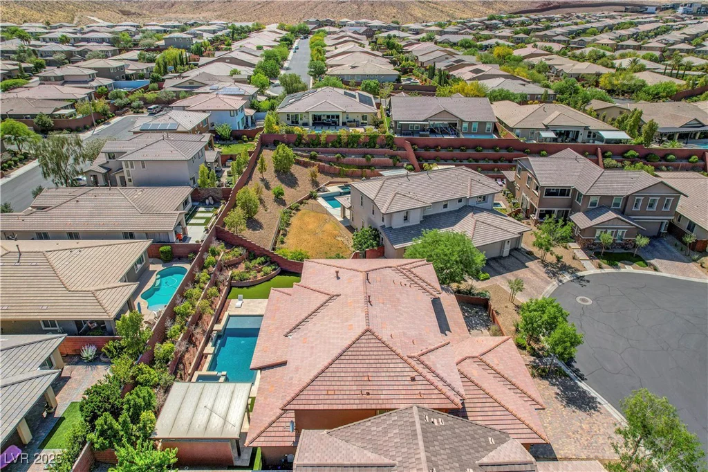 10433 Ember Rose, Las Vegas, NV 89135