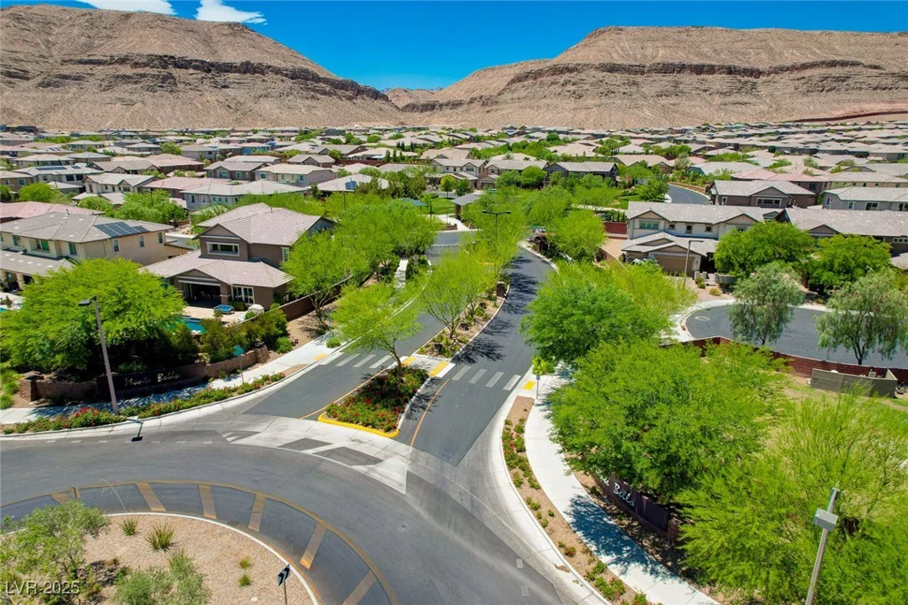 10433 Ember Rose, Las Vegas, NV 89135