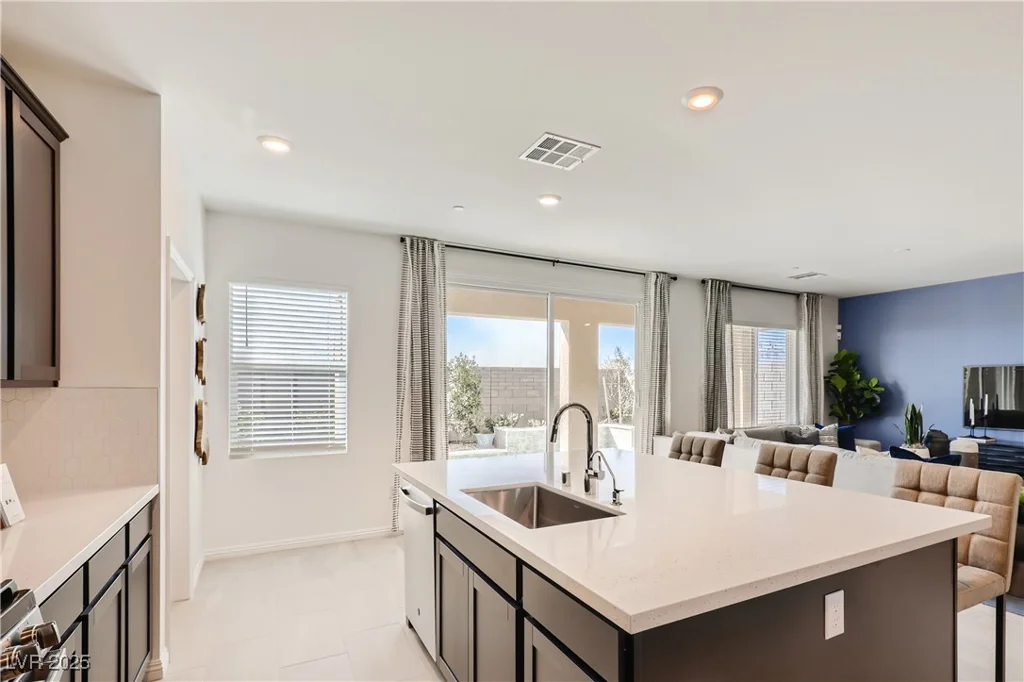 9588 Archer Peak, Las Vegas, NV 89143