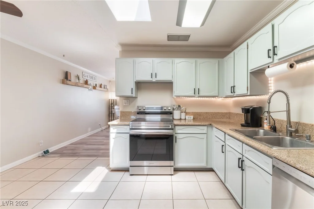 5505 Reiter, Las Vegas, NV 89108