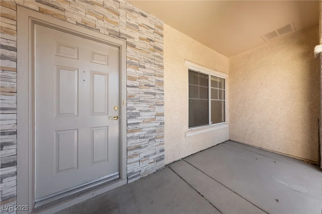 2537 Terrytown, Henderson, NV 89052