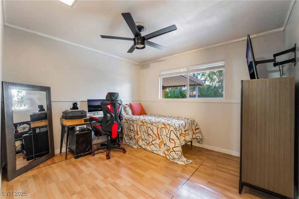 6608 Burgundy, Las Vegas, NV 89107