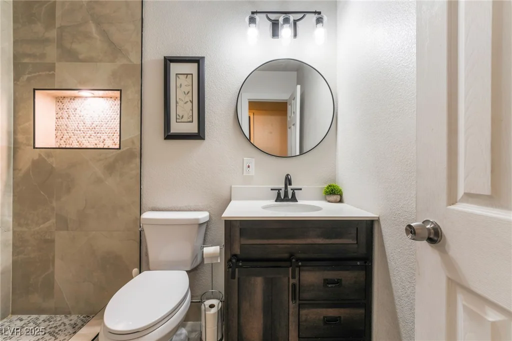 6608 Burgundy, Las Vegas, NV 89107