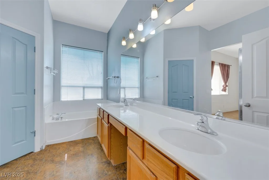 8849 Pheasant Valley, Las Vegas, NV 89123