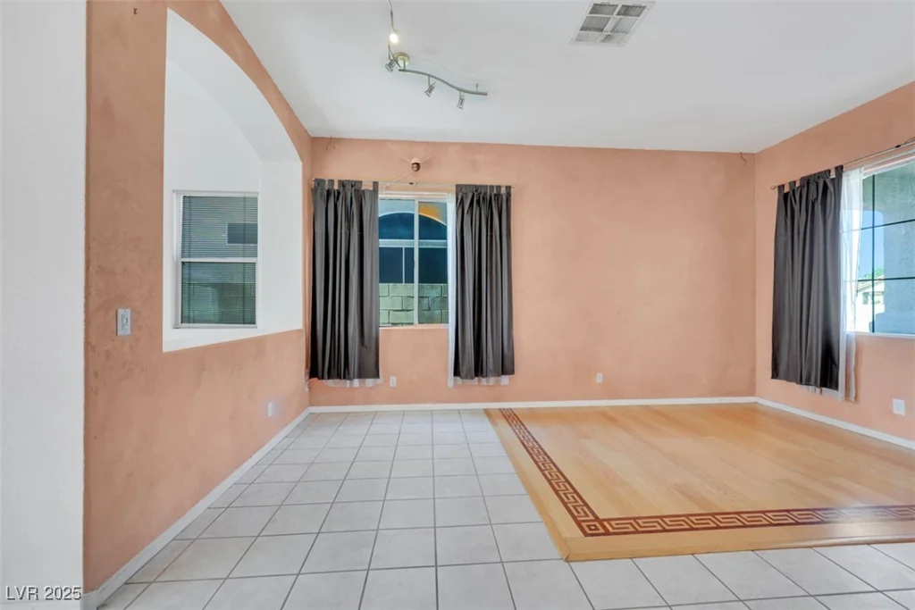 8849 Pheasant Valley, Las Vegas, NV 89123