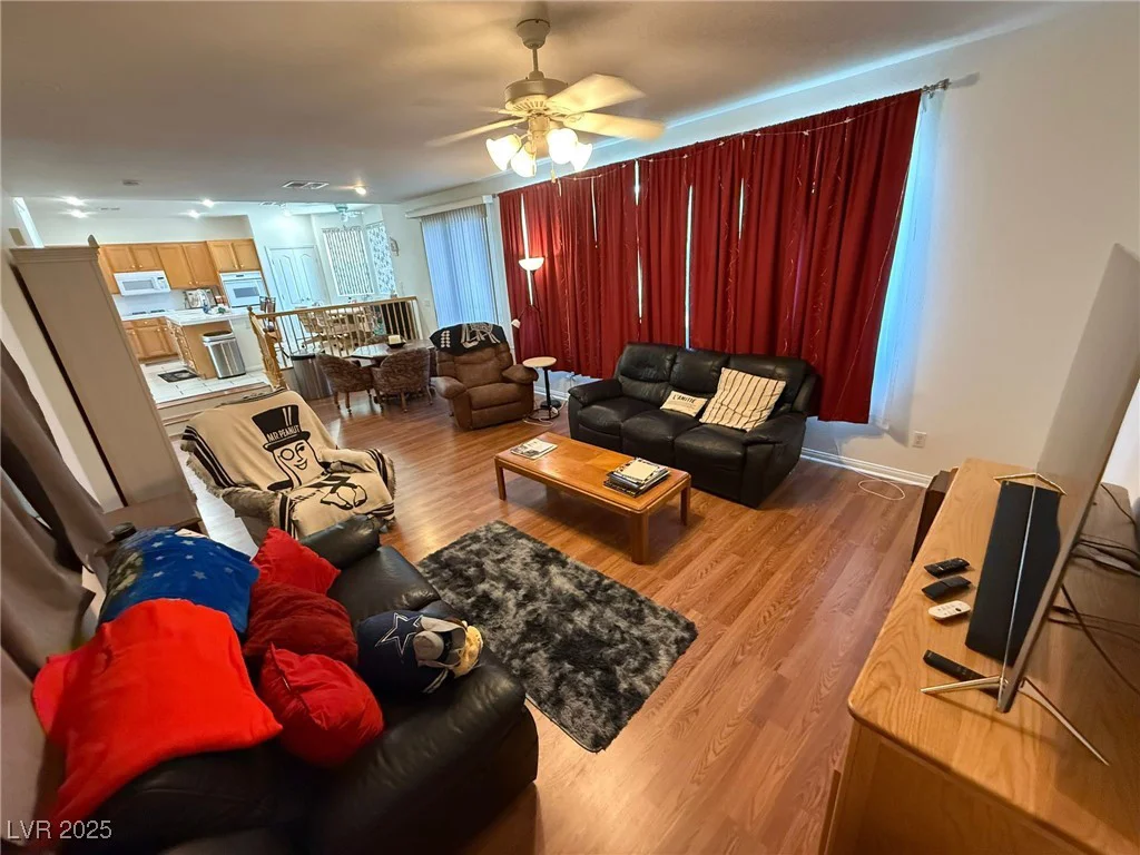 6351 Davidson, Las Vegas, NV 89110