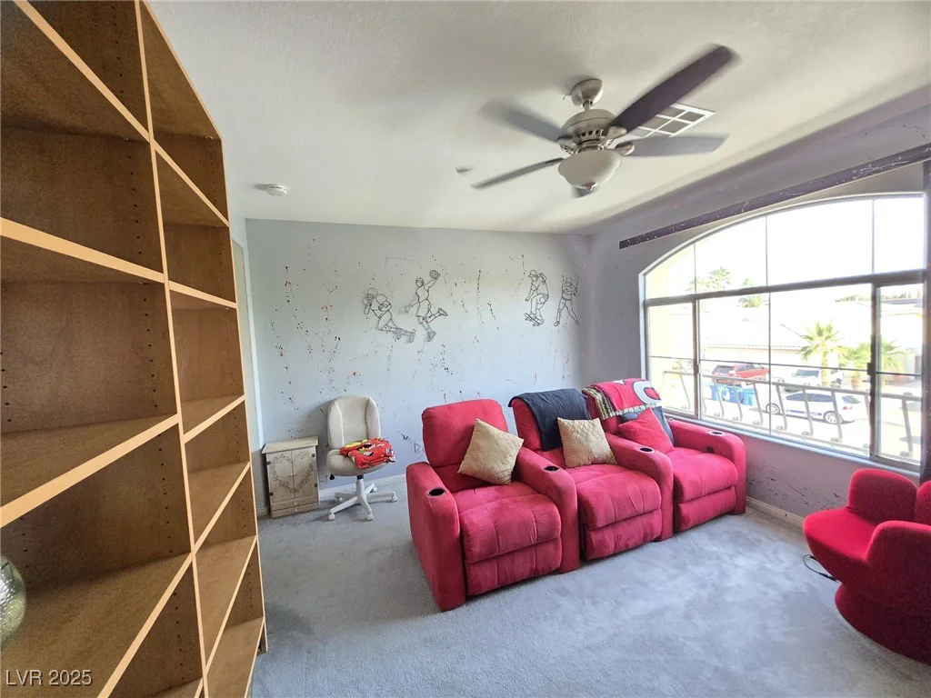 6351 Davidson, Las Vegas, NV 89110