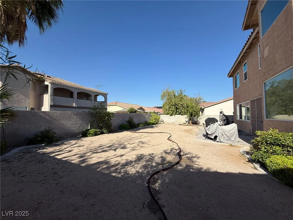 6351 Davidson, Las Vegas, NV 89110