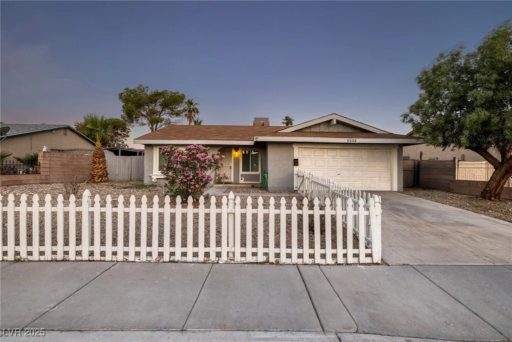 5535 Oxbow, Las Vegas, NV 89119