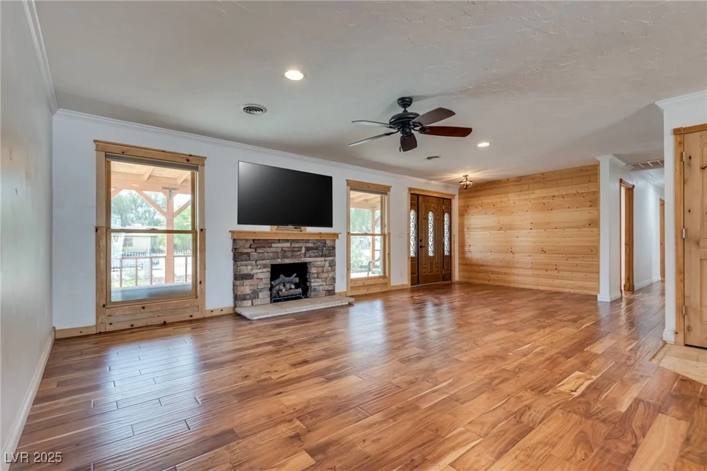 7950 Red Barn, Las Vegas, NV 89123
