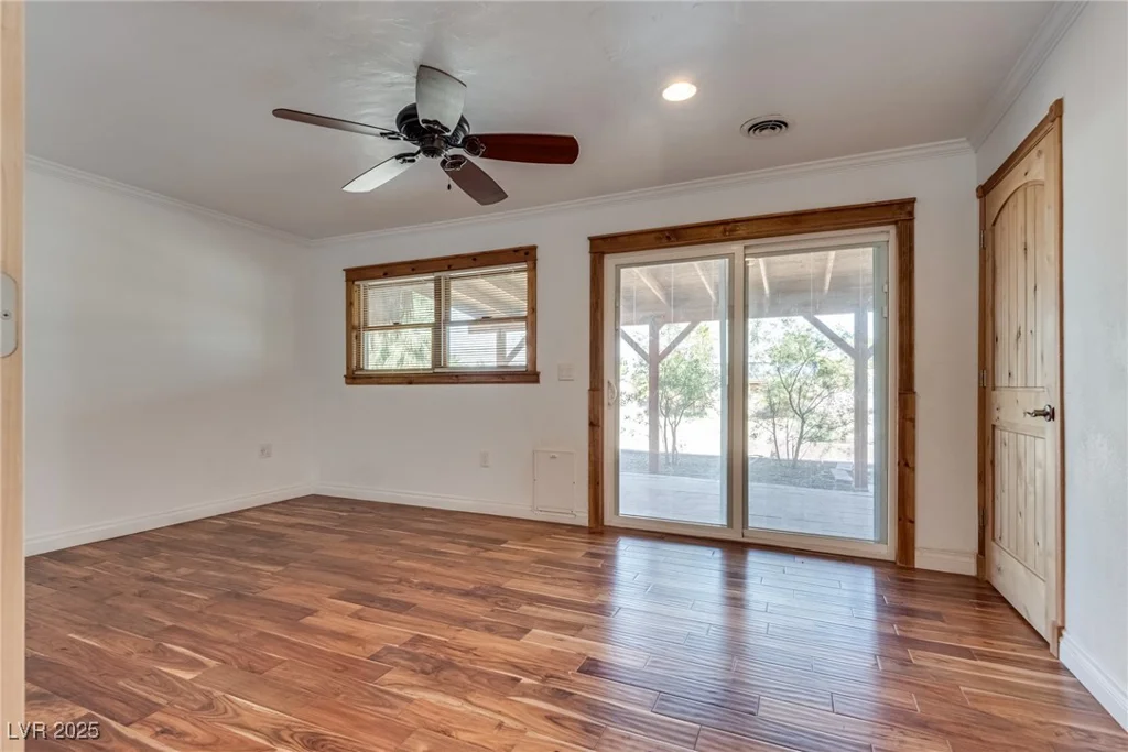 7950 Red Barn, Las Vegas, NV 89123