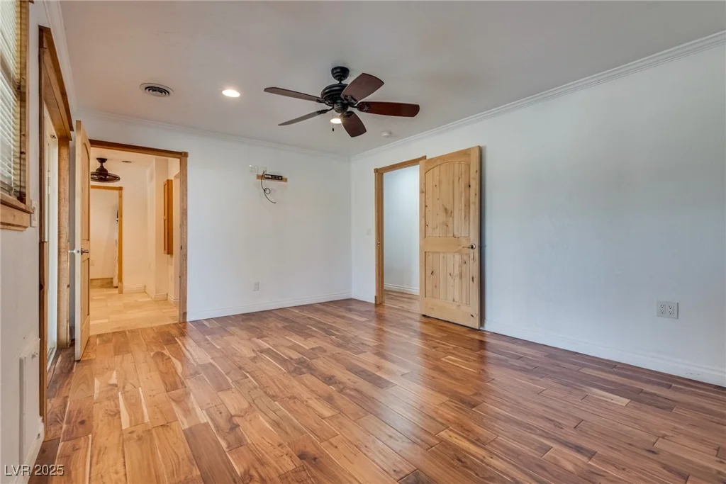 7950 Red Barn, Las Vegas, NV 89123