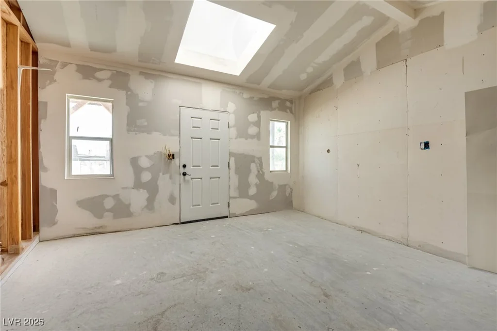7950 Red Barn, Las Vegas, NV 89123