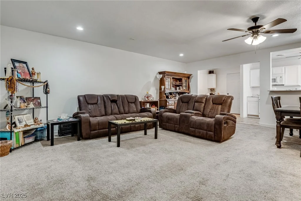 7950 Red Barn, Las Vegas, NV 89123