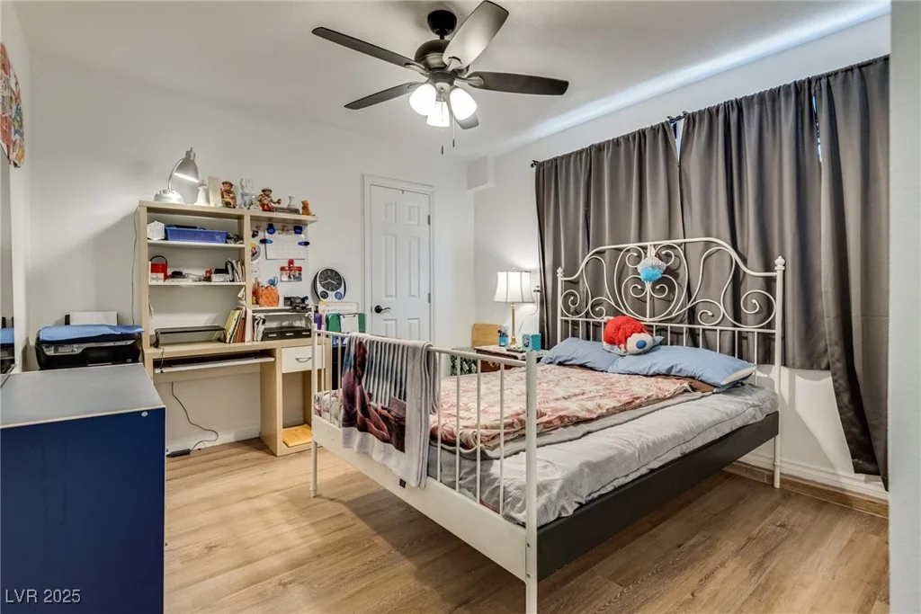 7950 Red Barn, Las Vegas, NV 89123