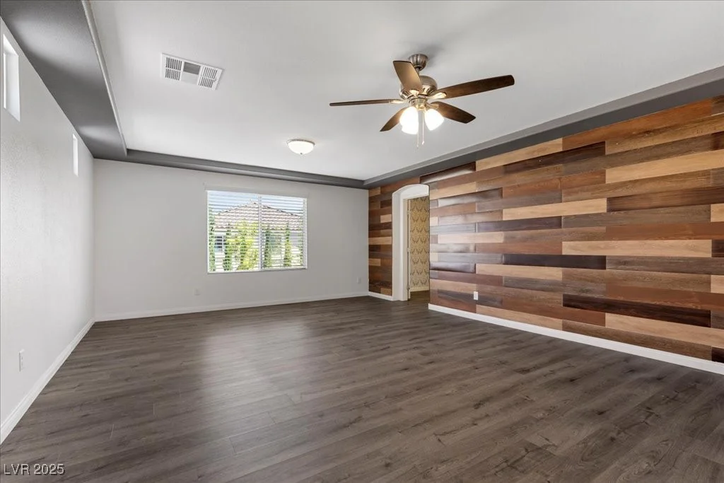 6540 Cougar, Las Vegas, NV 89139