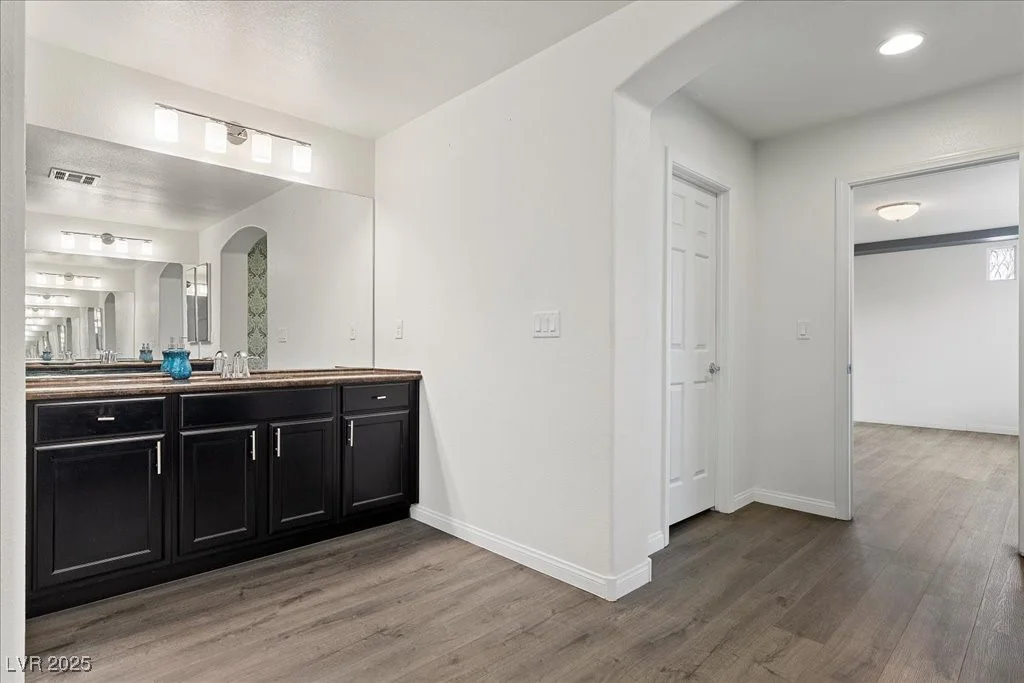 6540 Cougar, Las Vegas, NV 89139