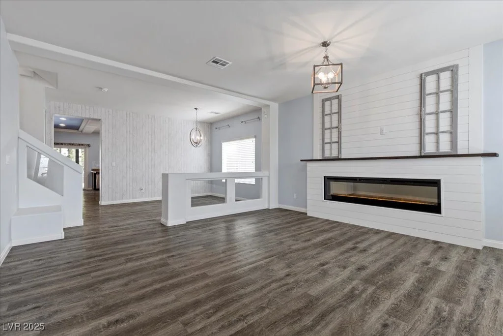6540 Cougar, Las Vegas, NV 89139