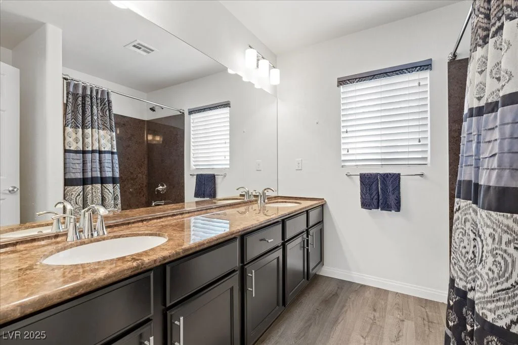 6540 Cougar, Las Vegas, NV 89139