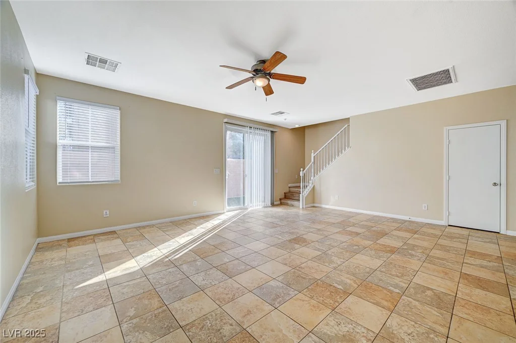 6255 Arby, Las Vegas, NV 89118