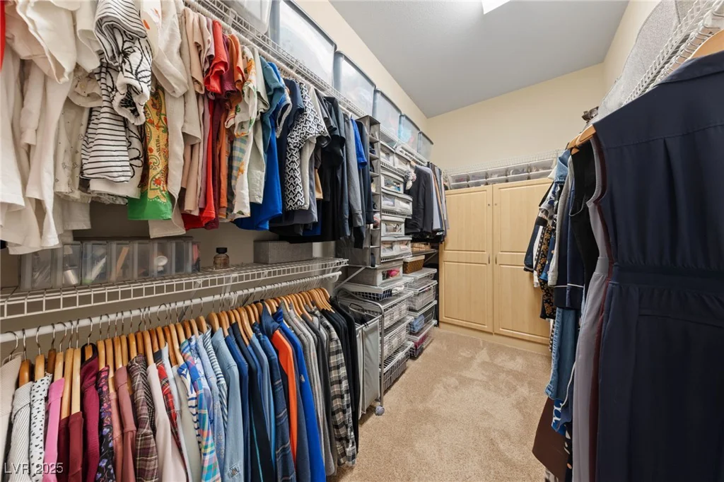 5823 Falling Stream, Las Vegas, NV 89131