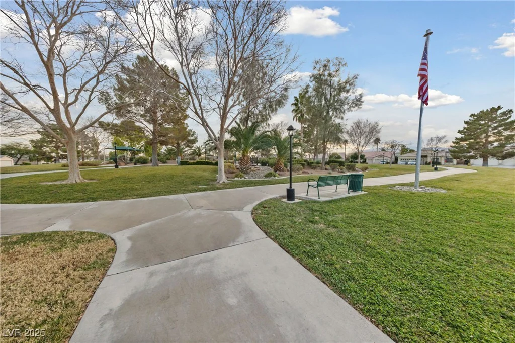 5823 Falling Stream, Las Vegas, NV 89131