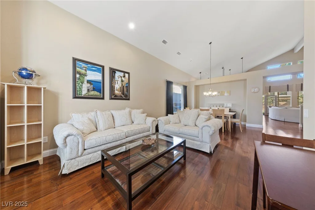 5823 Falling Stream, Las Vegas, NV 89131