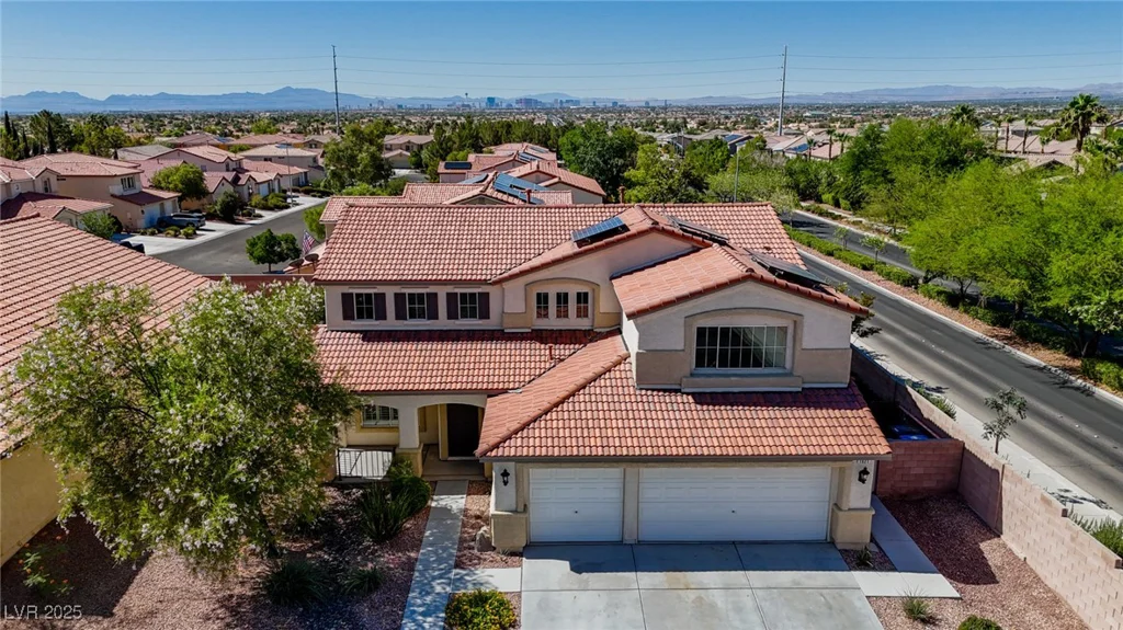 1921 Moonlight Bluff, North Las Vegas, NV 89084