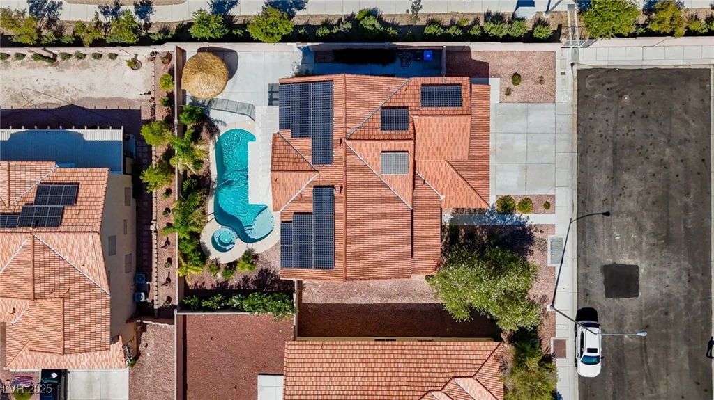 1921 Moonlight Bluff, North Las Vegas, NV 89084