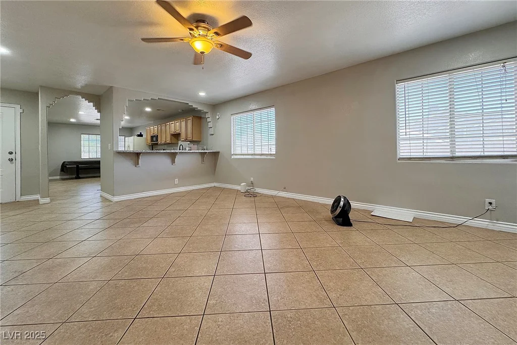 6929 Montcliff, Las Vegas, NV 89147