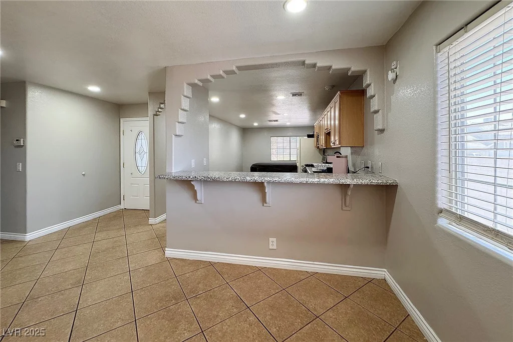 6929 Montcliff, Las Vegas, NV 89147