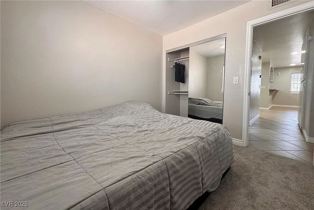 6929 Montcliff, Las Vegas, NV 89147