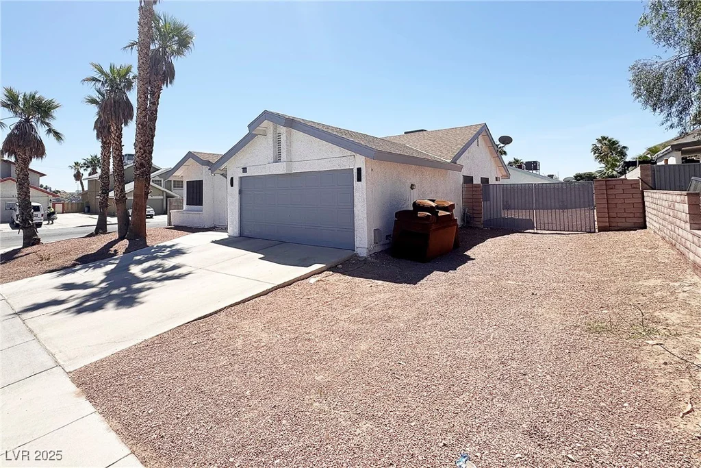6929 Montcliff, Las Vegas, NV 89147