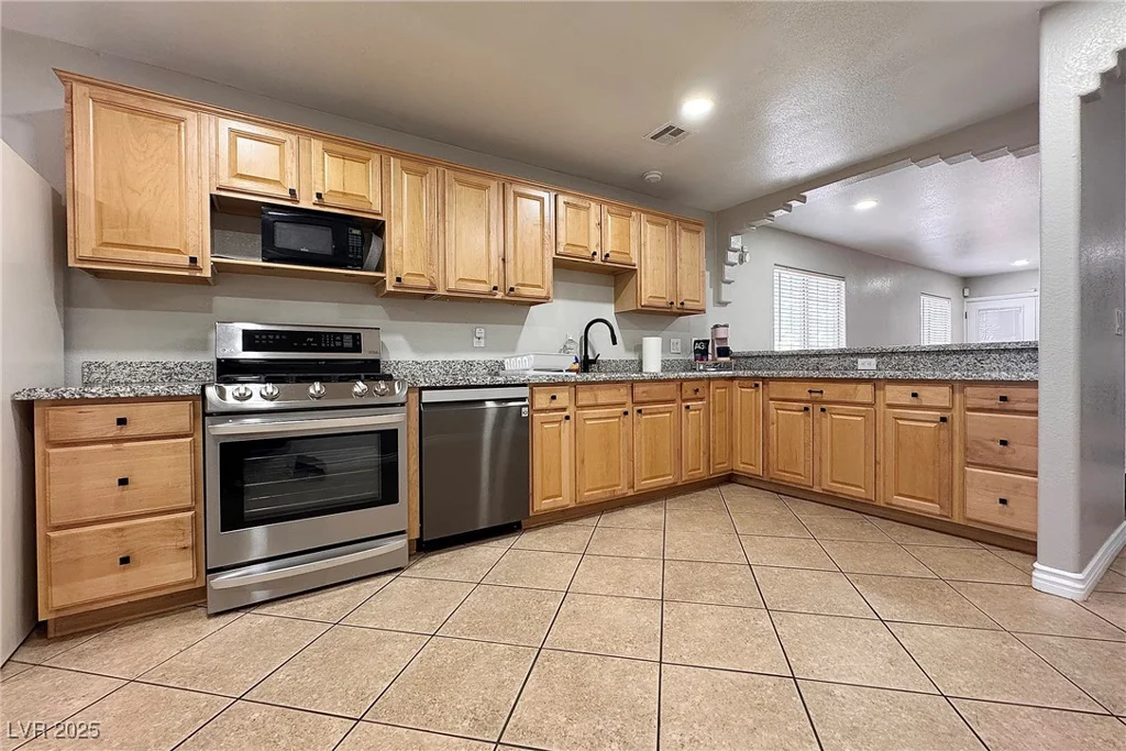 6929 Montcliff, Las Vegas, NV 89147